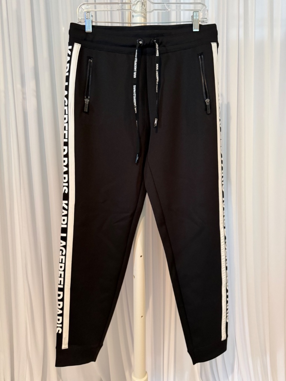 Karl Lagerfeld Paris Logo Jogger Pants Black Size S NWOT Athleisure - Picture 2 of 16